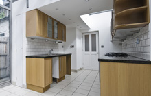 High Handenhold kitchen extension leads